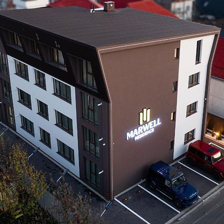 Deluxe Aparthotel Marwell Residence Suceava Exterior foto