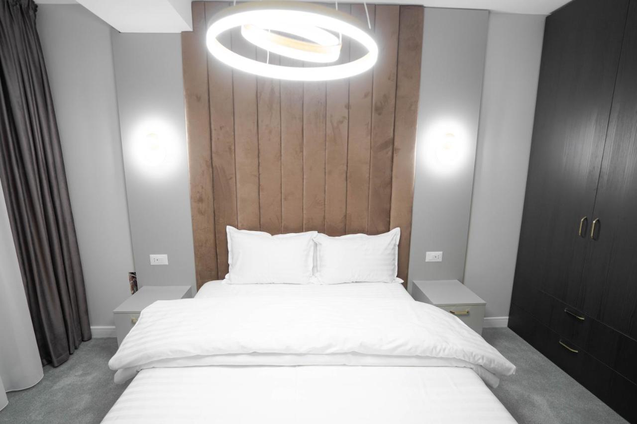 Deluxe Aparthotel Marwell Residence Suceava Exterior foto